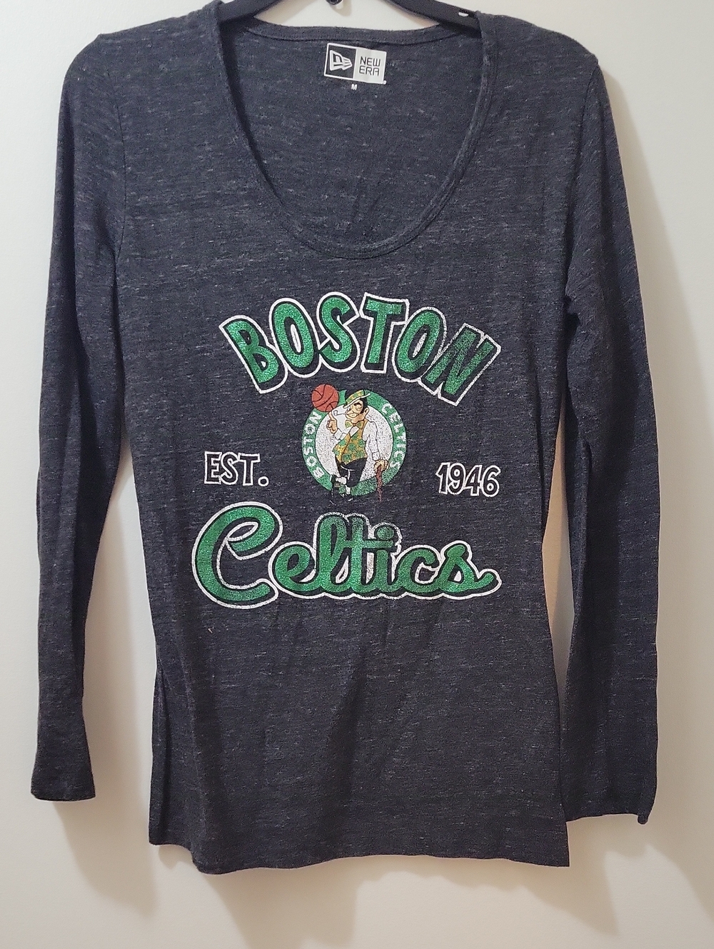 New Era Women's Dark Gray and Green Boston Celtics Long Sleeve Tee